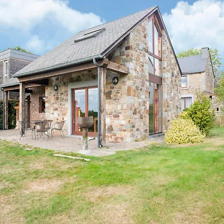 Beautiful In Jalhay 5 Minutes From The Hautes Fagnes بيت للعطل